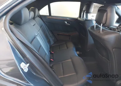 2013 Mercedes-Benz E 350 4Matic z USA, uszkodzony, nr VIN WDDHF8JB9DA744413